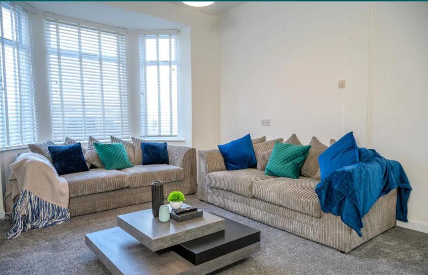 Large 7 Bedroom Town House In Chester City Centre Kültér fotó