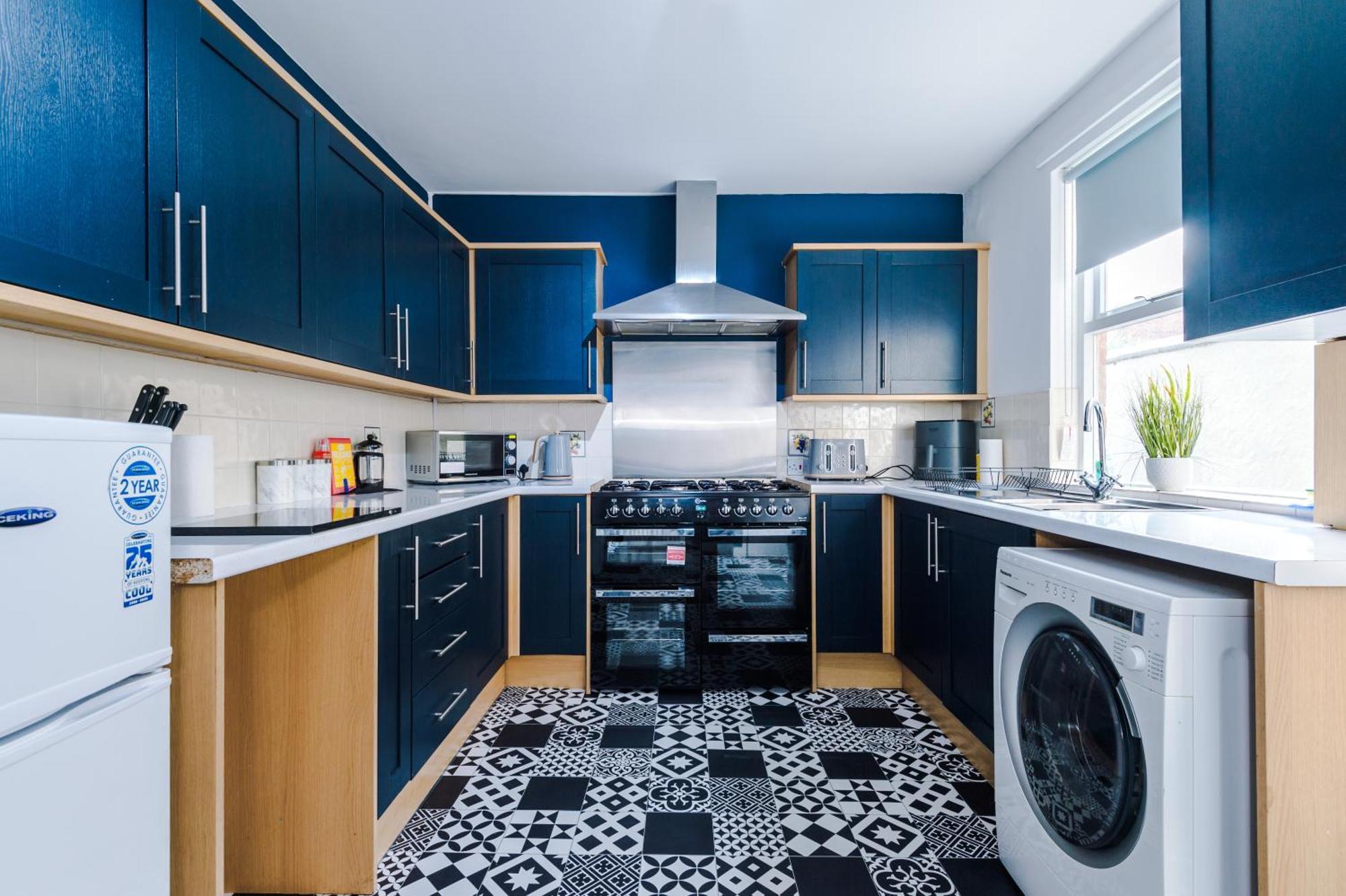 Large 7 Bedroom Town House In Chester City Centre Kültér fotó