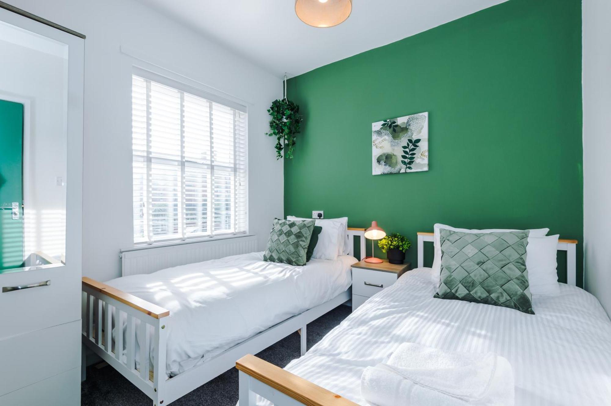 Large 7 Bedroom Town House In Chester City Centre Kültér fotó